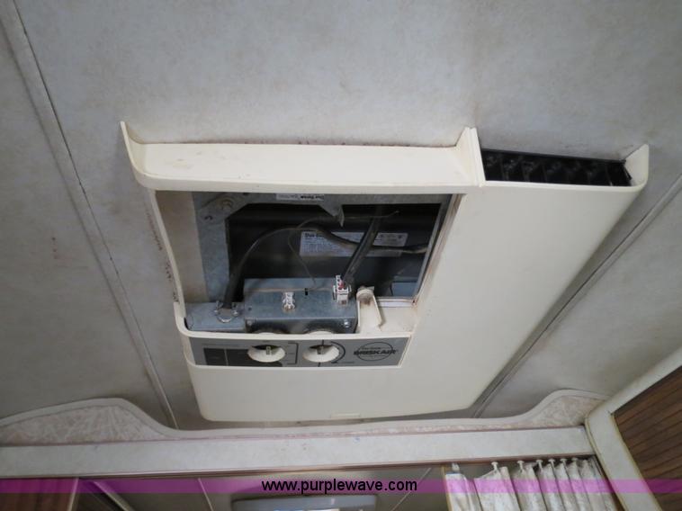 image for item B4793 1978 Airstream Sovereign travel trailer