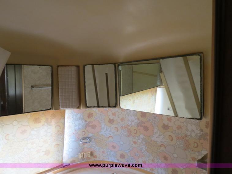 image for item B4793 1978 Airstream Sovereign travel trailer