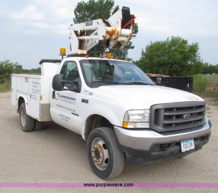image for item D7464 2002 Ford F450 XL Super Duty bucket truck