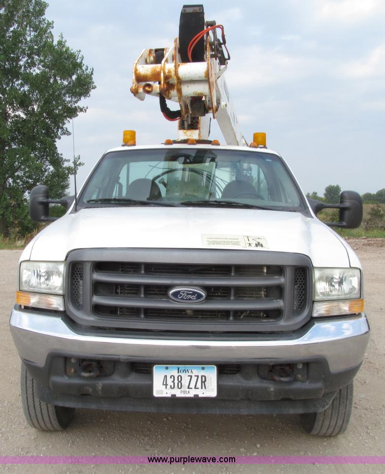 image for item D7464 2002 Ford F450 XL Super Duty bucket truck