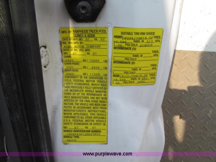 image for item D7464 2002 Ford F450 XL Super Duty bucket truck