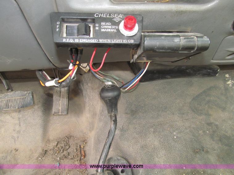 image for item D7464 2002 Ford F450 XL Super Duty bucket truck