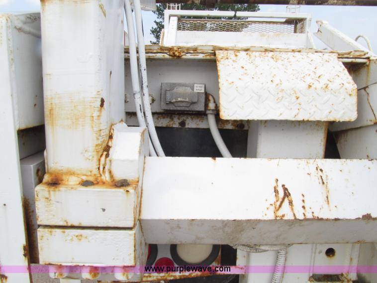 image for item D7466 1990 GMC TopKick reel carrier truck