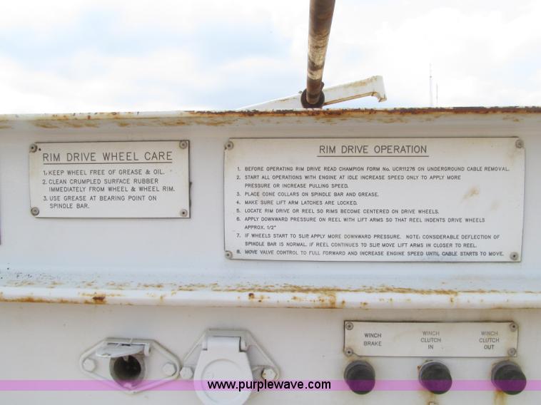 image for item D7466 1990 GMC TopKick reel carrier truck