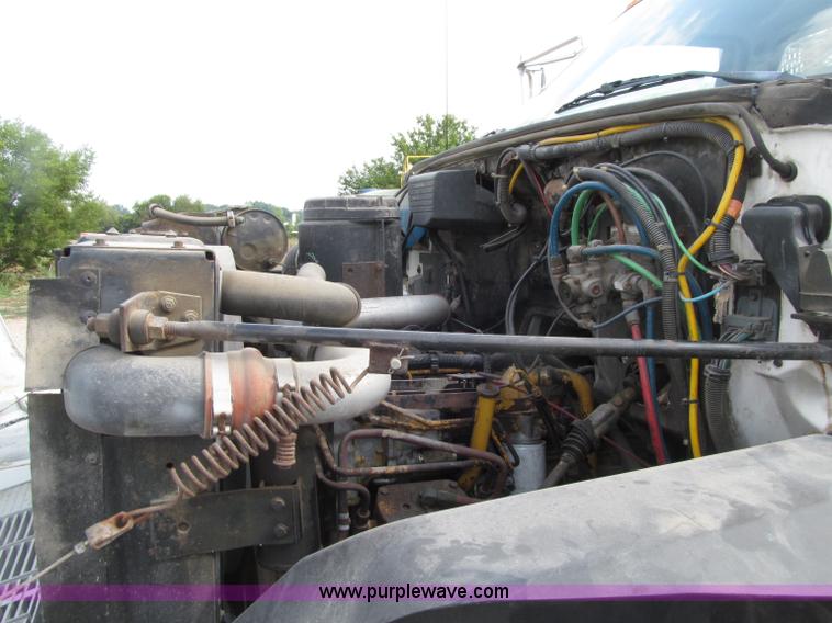 image for item D7466 1990 GMC TopKick reel carrier truck