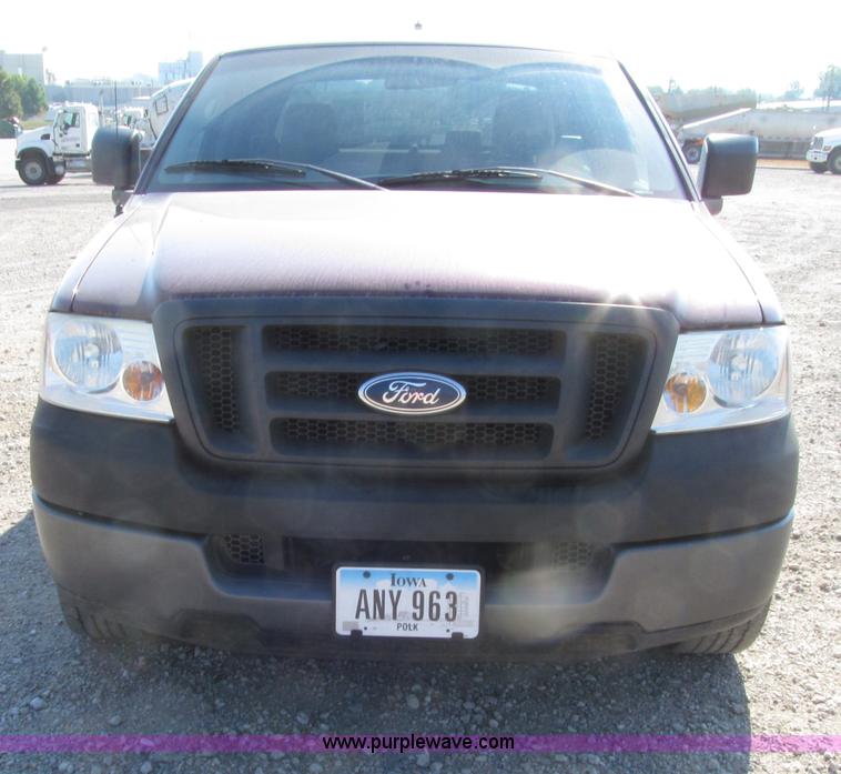 image for item D7473 2005 Ford F150 XL SuperCab pickup truck