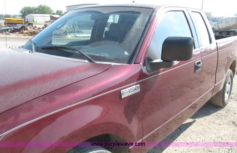 image for item D7473 2005 Ford F150 XL SuperCab pickup truck