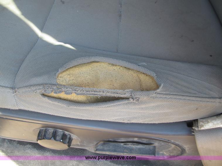 image for item D7473 2005 Ford F150 XL SuperCab pickup truck