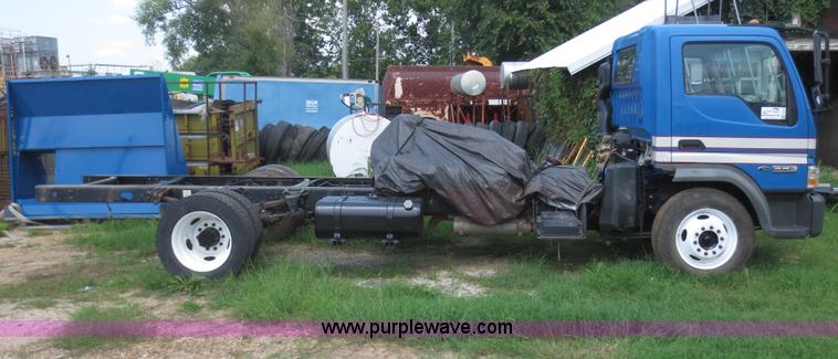 image for item F6652 2007 Ford F450 truck cab and chassis