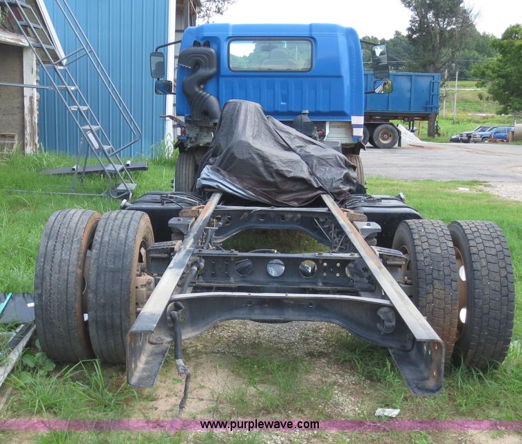 image for item F6652 2007 Ford F450 truck cab and chassis
