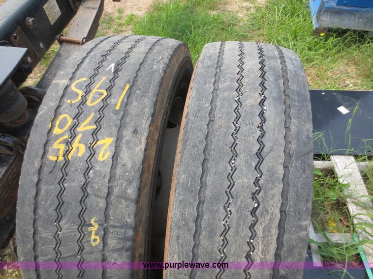 image for item F6652 2007 Ford F450 truck cab and chassis