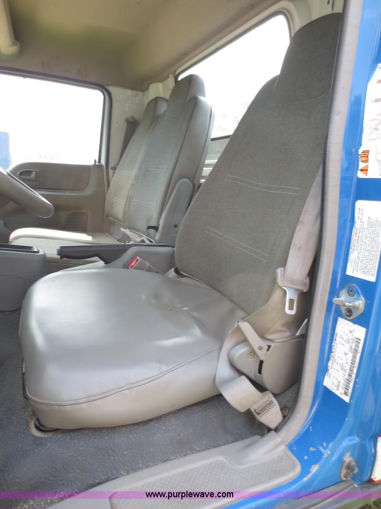 image for item F6652 2007 Ford F450 truck cab and chassis