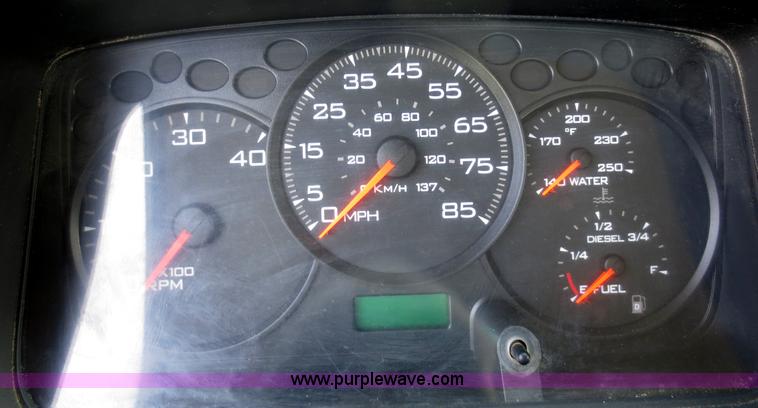 image for item F6652 2007 Ford F450 truck cab and chassis