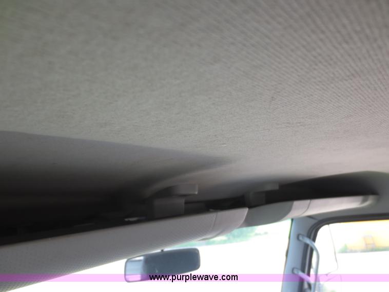 image for item F6652 2007 Ford F450 truck cab and chassis