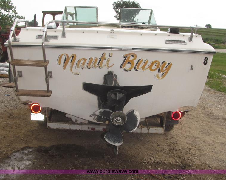 image for item F7089 1973 Delta 22' ski boat