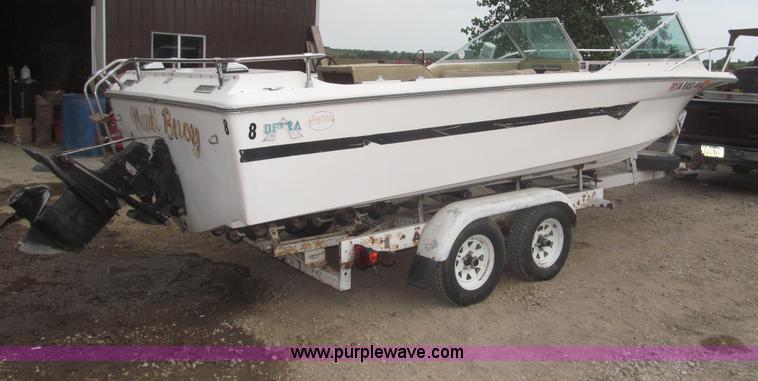 image for item F7089 1973 Delta 22' ski boat