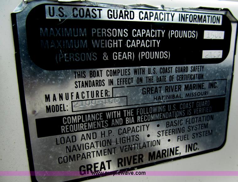 image for item F7089 1973 Delta 22' ski boat