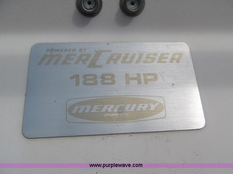 image for item F7089 1973 Delta 22' ski boat