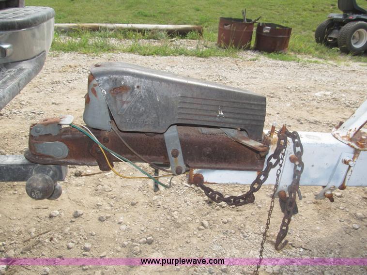 image for item F7089 1973 Delta 22' ski boat