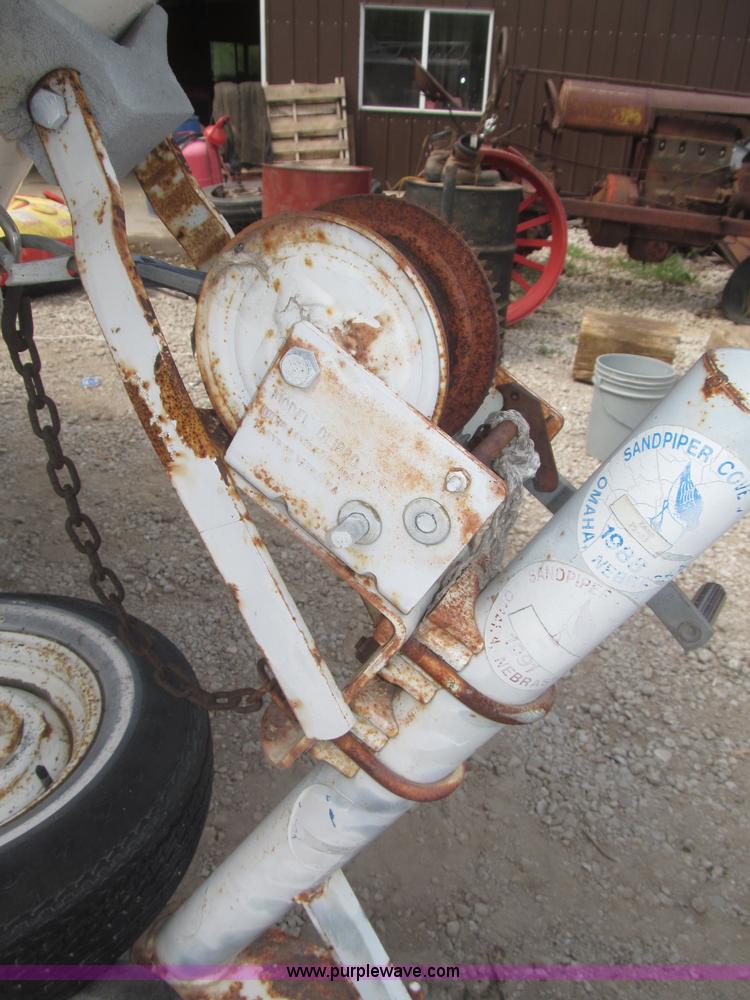 image for item F7089 1973 Delta 22' ski boat