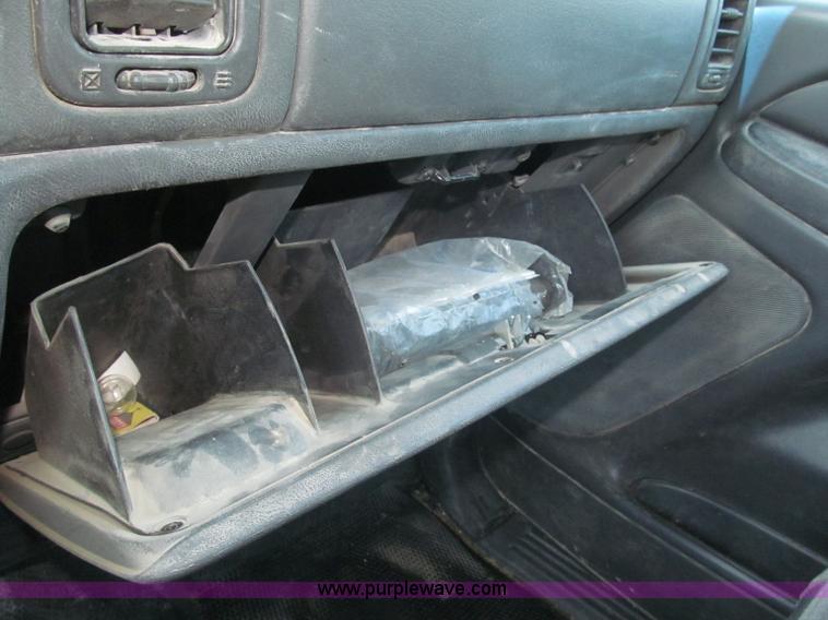 image for item F7095 2007 Chevrolet Silverado Classic 2500HD LT Crew Cab pickup truck