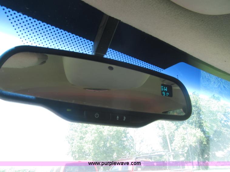 image for item F7095 2007 Chevrolet Silverado Classic 2500HD LT Crew Cab pickup truck