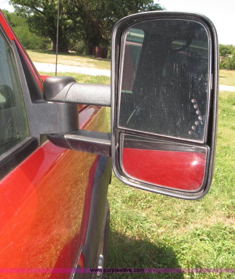 image for item F7095 2007 Chevrolet Silverado Classic 2500HD LT Crew Cab pickup truck