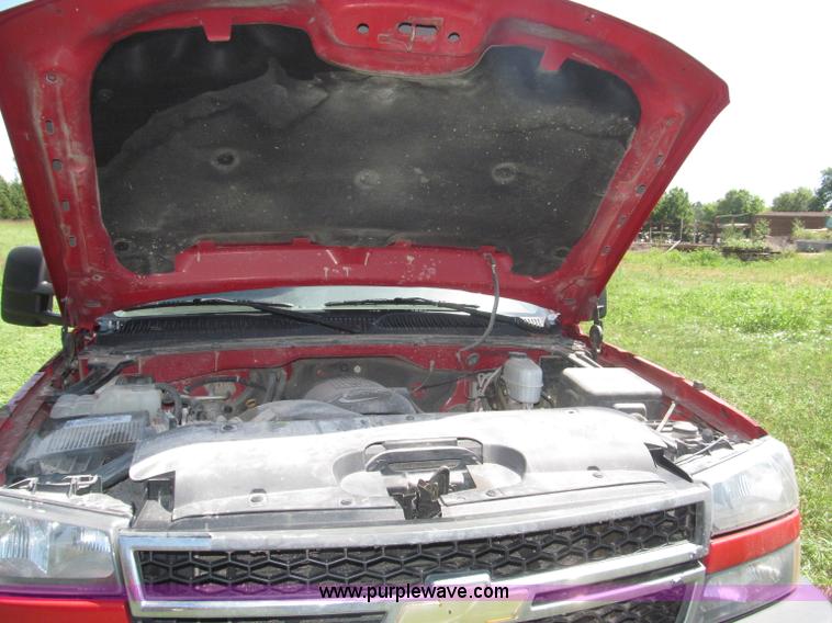 image for item F7095 2007 Chevrolet Silverado Classic 2500HD LT Crew Cab pickup truck