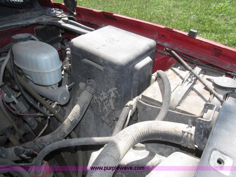 image for item F7095 2007 Chevrolet Silverado Classic 2500HD LT Crew Cab pickup truck