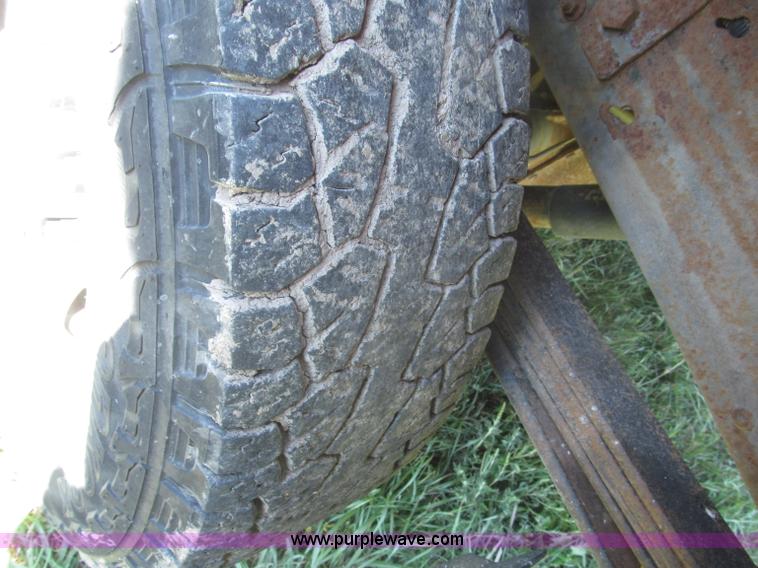 image for item F7095 2007 Chevrolet Silverado Classic 2500HD LT Crew Cab pickup truck