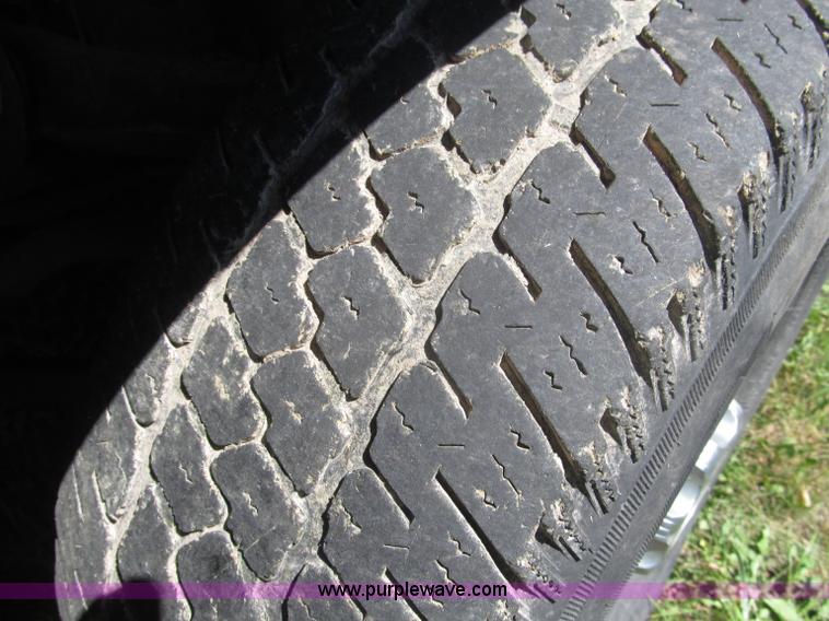 image for item F7095 2007 Chevrolet Silverado Classic 2500HD LT Crew Cab pickup truck