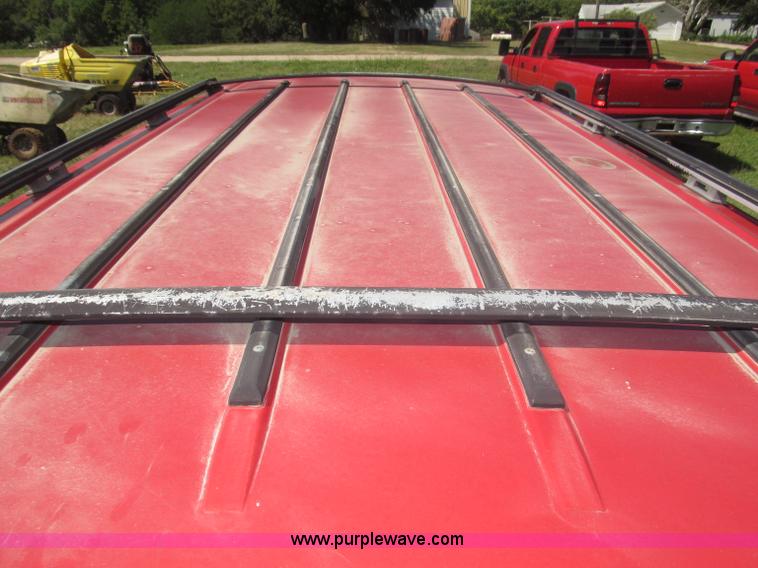 image for item F7097 1993 Chevrolet Suburban K1500 SUV