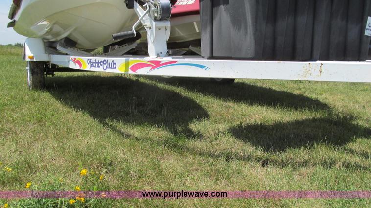 image for item G2056 (2) 1999 Bombardier GTI 5885 Sea-Doo personal watercrafts