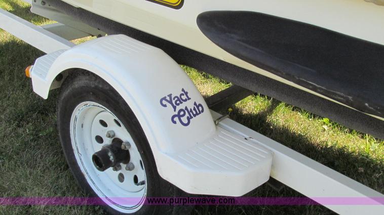 image for item G2056 (2) 1999 Bombardier GTI 5885 Sea-Doo personal watercrafts