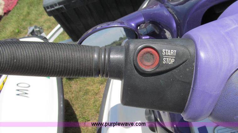 image for item G2056 (2) 1999 Bombardier GTI 5885 Sea-Doo personal watercrafts