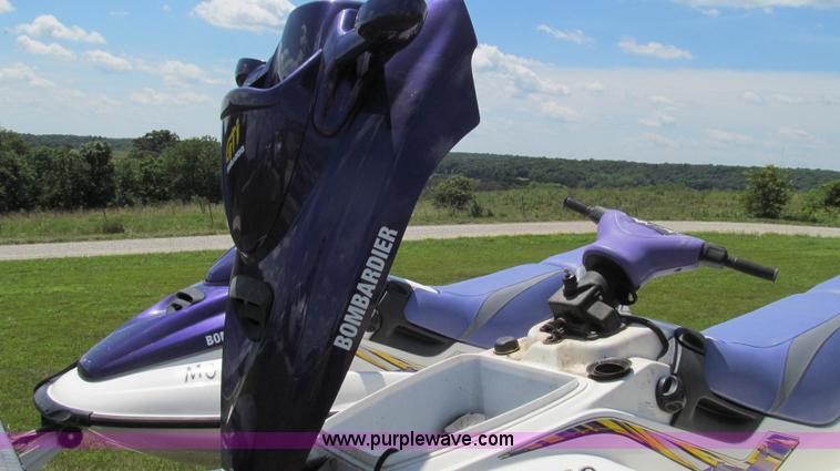 image for item G2056 (2) 1999 Bombardier GTI 5885 Sea-Doo personal watercrafts