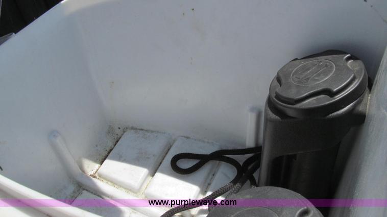 image for item G2056 (2) 1999 Bombardier GTI 5885 Sea-Doo personal watercrafts