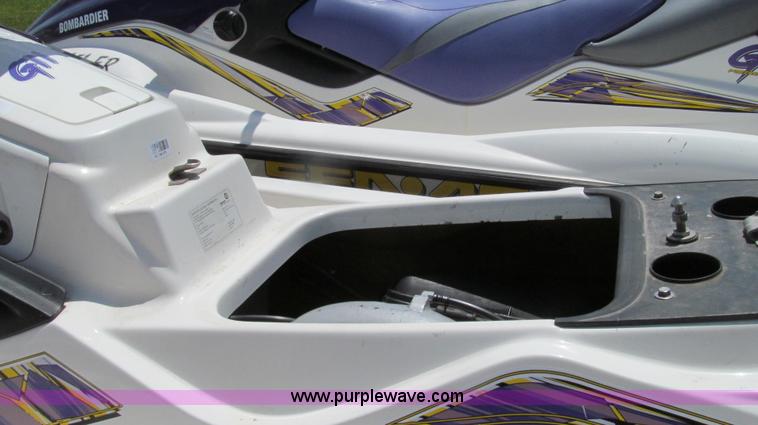 image for item G2056 (2) 1999 Bombardier GTI 5885 Sea-Doo personal watercrafts
