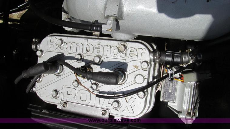 image for item G2056 (2) 1999 Bombardier GTI 5885 Sea-Doo personal watercrafts