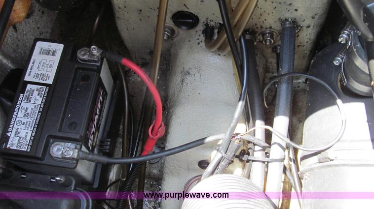 image for item G2056 (2) 1999 Bombardier GTI 5885 Sea-Doo personal watercrafts