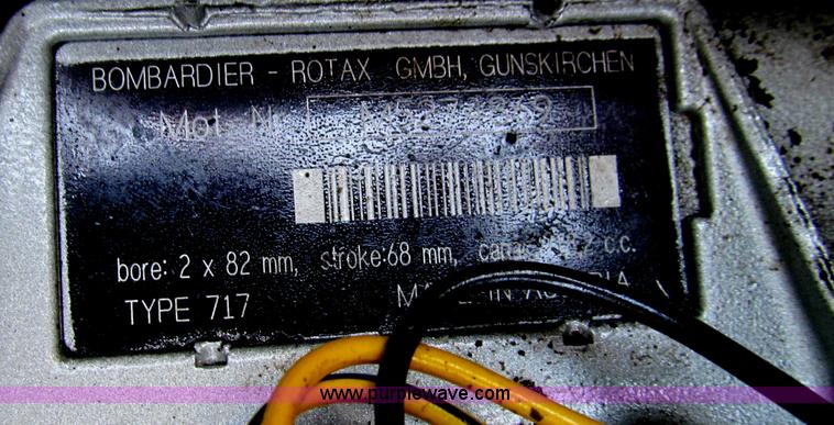 image for item G2056 (2) 1999 Bombardier GTI 5885 Sea-Doo personal watercrafts