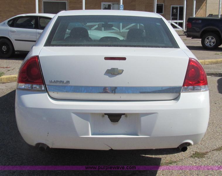 image for item G2090 2006 Chevrolet Impala Police