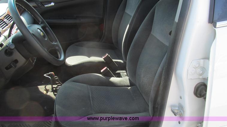 image for item G2090 2006 Chevrolet Impala Police