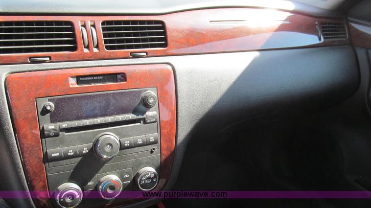 image for item G2090 2006 Chevrolet Impala Police