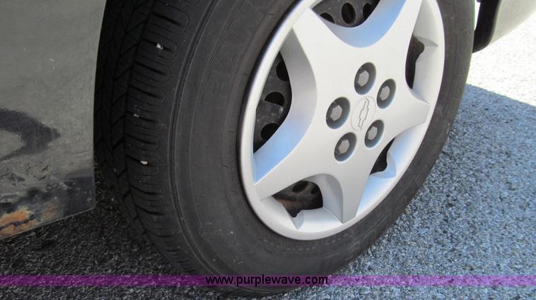 image for item G2091 2000 Chevrolet Cavalier