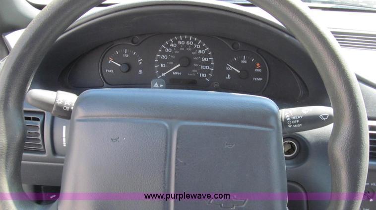 image for item G2091 2000 Chevrolet Cavalier