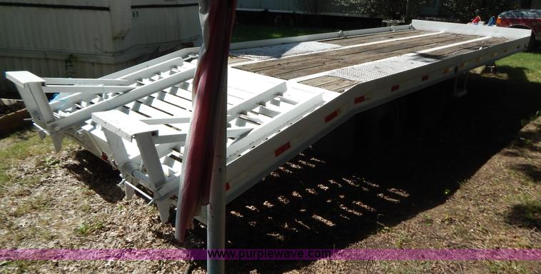 image for item G3296 2002 Kiefer equipment trailer