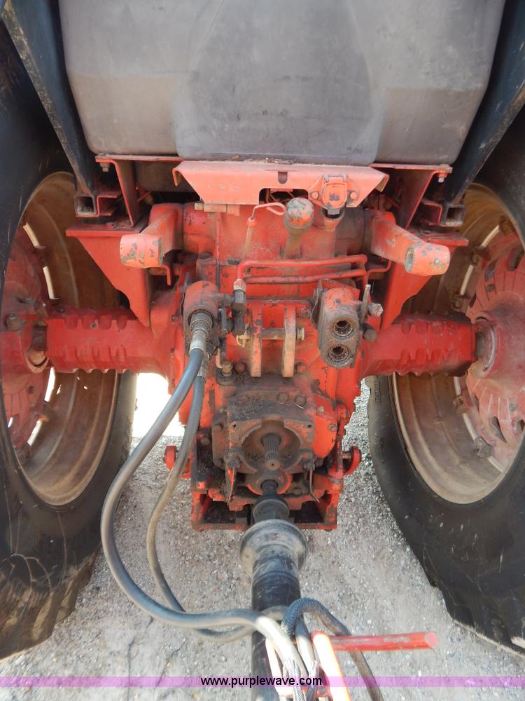 image for item G3406 International F986 tractor