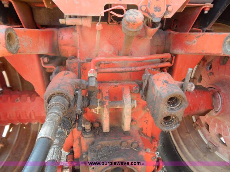 image for item G3406 International F986 tractor