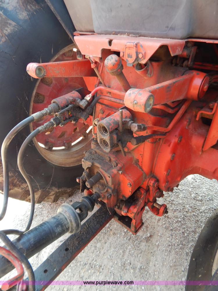 image for item G3406 International F986 tractor
